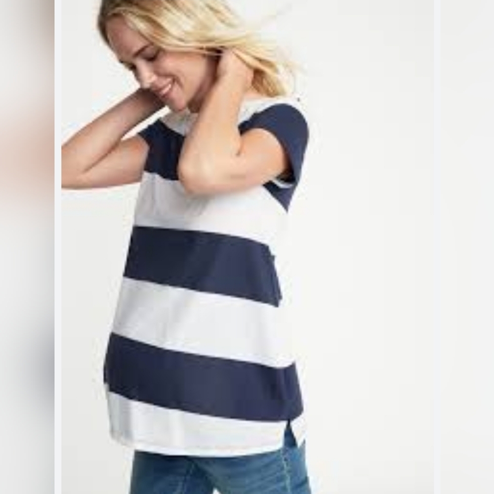 Old Navy Maternity shirt